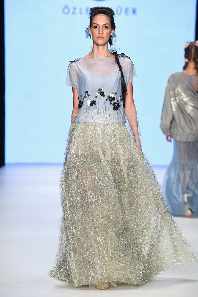 ÖZLEM SÜERİN "HEALER" KOLEKSİYONU