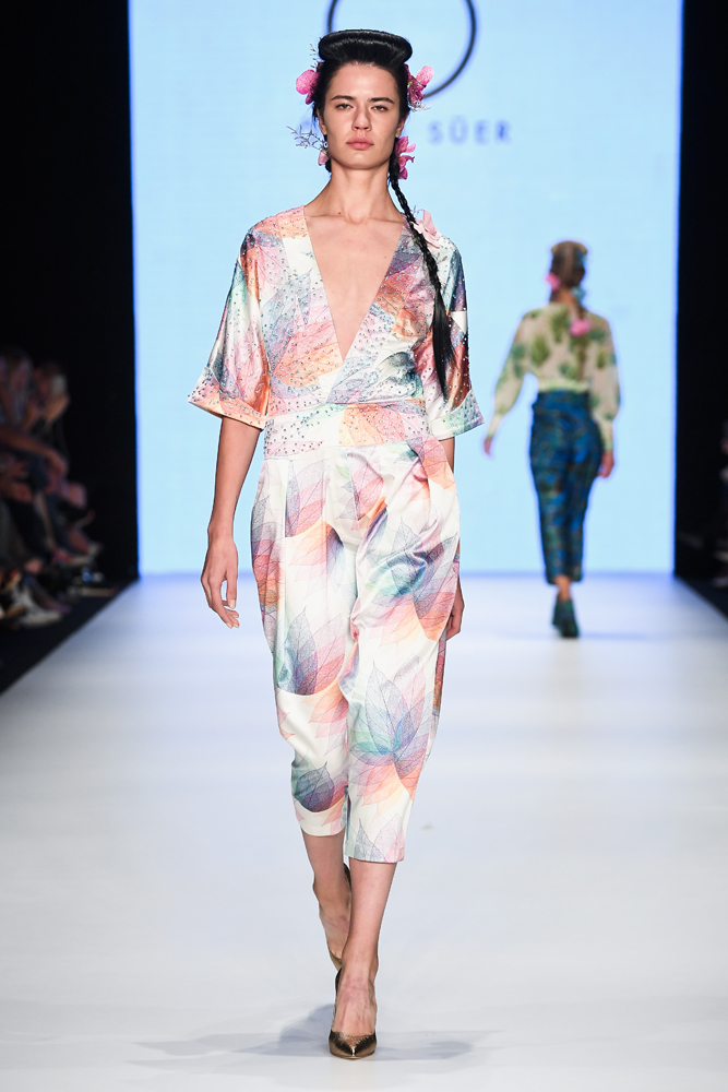 ÖZLEM SÜERİN "HEALER" KOLEKSİYONU