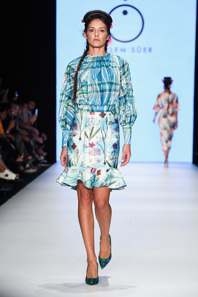 ÖZLEM SÜERİN "HEALER" KOLEKSİYONU