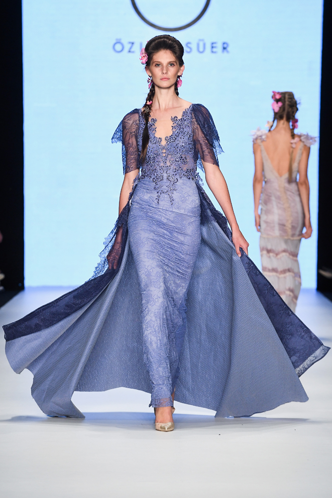 ÖZLEM SÜERİN "HEALER" KOLEKSİYONU