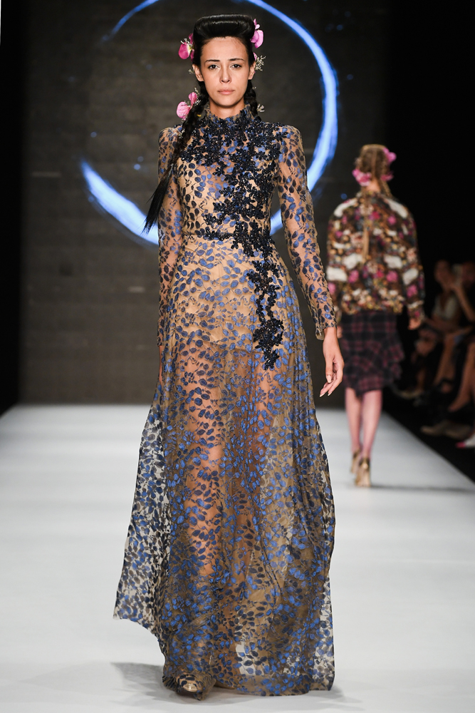 ÖZLEM SÜERİN "HEALER" KOLEKSİYONU