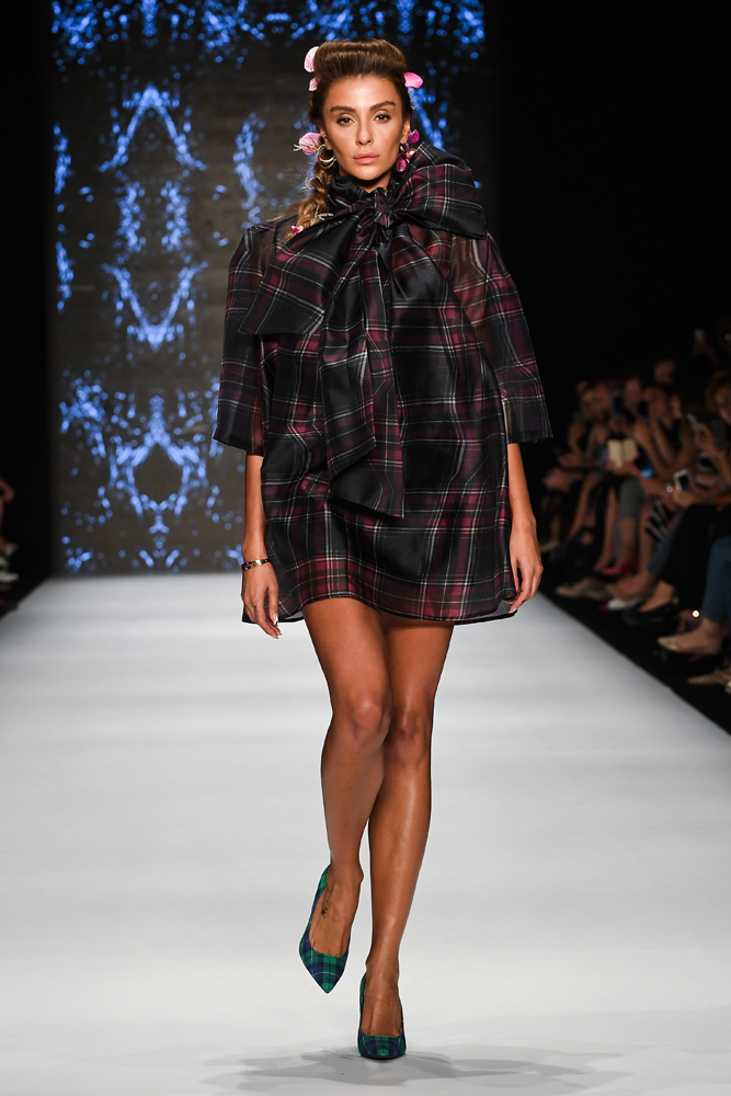 ÖZLEM SÜERİN "HEALER" KOLEKSİYONU