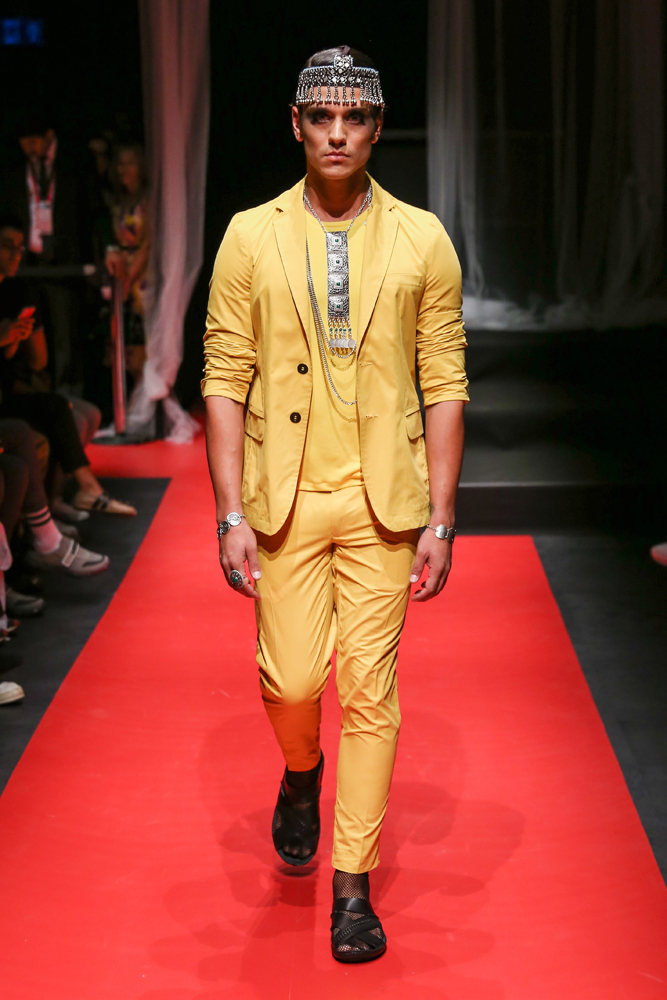 GÖKHAN YAVAŞ TASARIMLARI PODYUMDAYDI