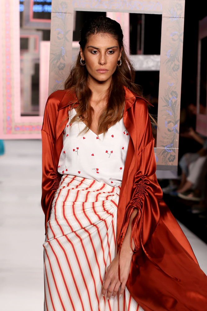 MEHTAP ELAİDİDEN 1001 GECE MASALLARI