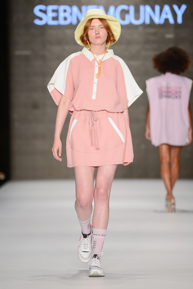 #MBFWI İKİNCİ GÜNÜNDE ŞEBNEM GÜNAY DEFİLESİ