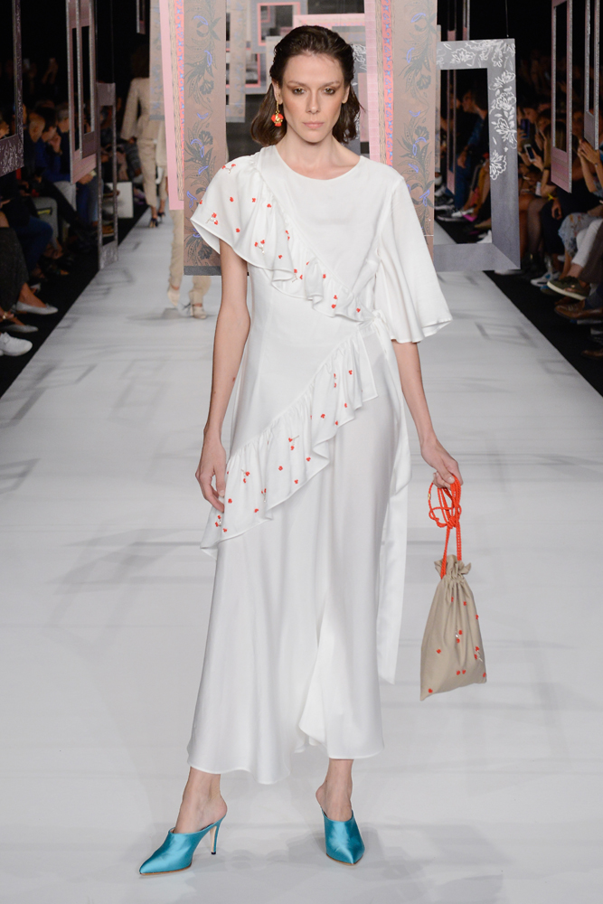 MEHTAP ELAİDİDEN 1001 GECE MASALLARI