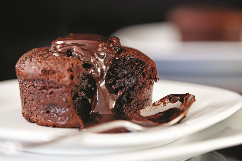 BEGÜM KARAMAHMUTOĞLUNUN LÜKSLERİ