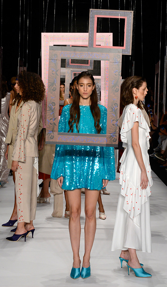 MEHTAP ELAİDİDEN 1001 GECE MASALLARI