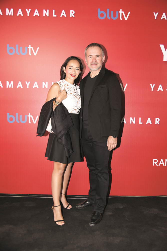 YAŞAMAYANLAR DİZİSİNE RENKLİ GALA