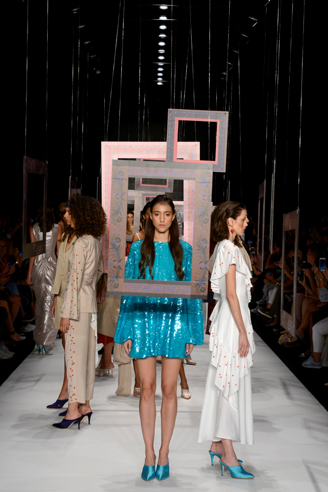 MEHTAP ELAİDİDEN 1001 GECE MASALLARI