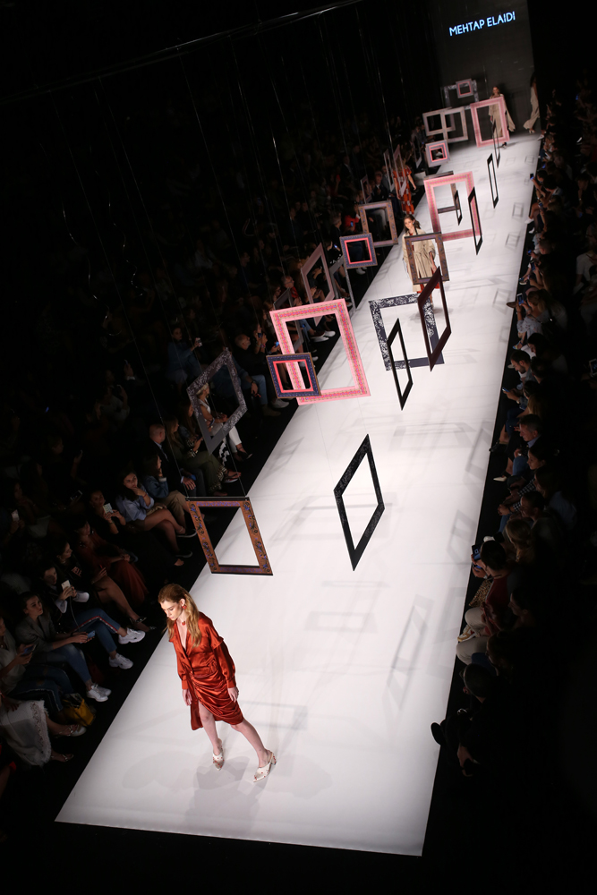 MEHTAP ELAİDİDEN 1001 GECE MASALLARI