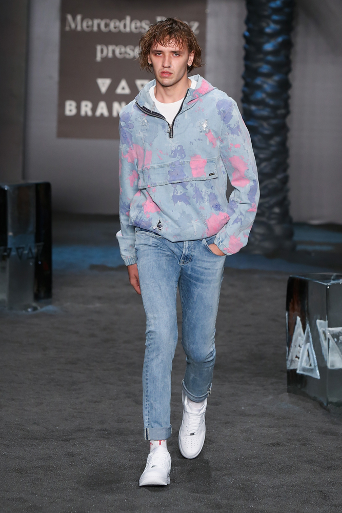 BRAND WHO "SUNSEEKER" KOLEKSİYONU 