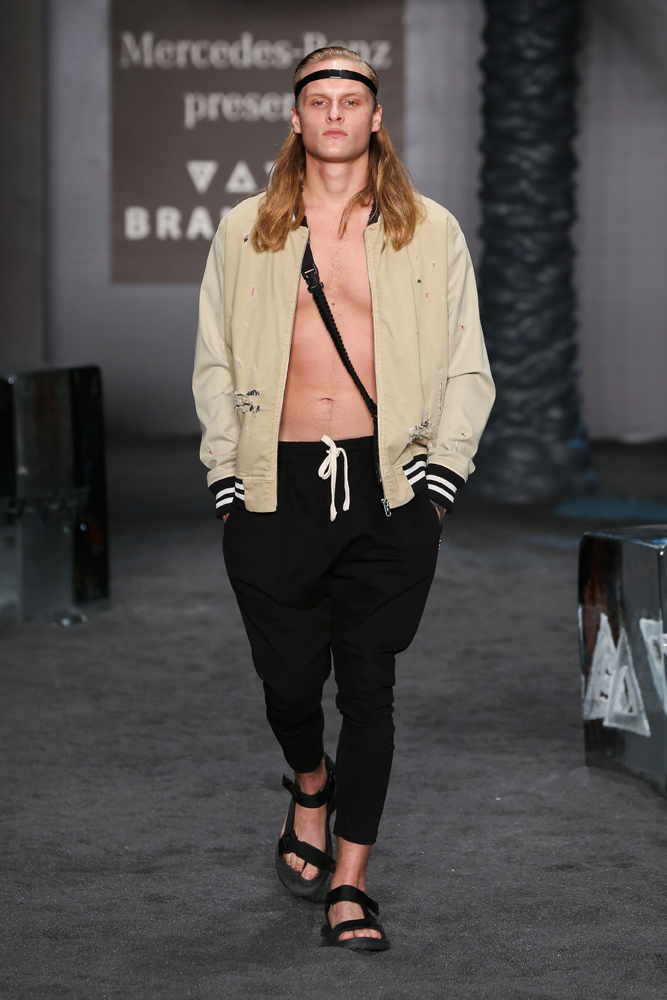 BRAND WHO "SUNSEEKER" KOLEKSİYONU 