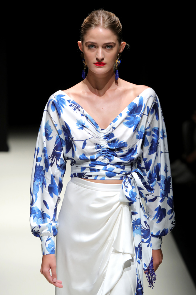 MELTEM ÖZBEK İLKBAHAR/YAZ 2019 KOLEKSİYONU