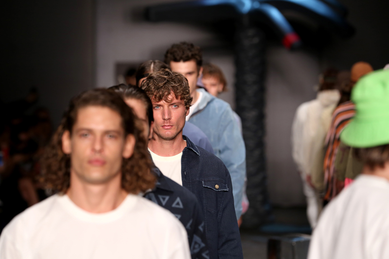 BRAND WHO "SUNSEEKER" KOLEKSİYONU 