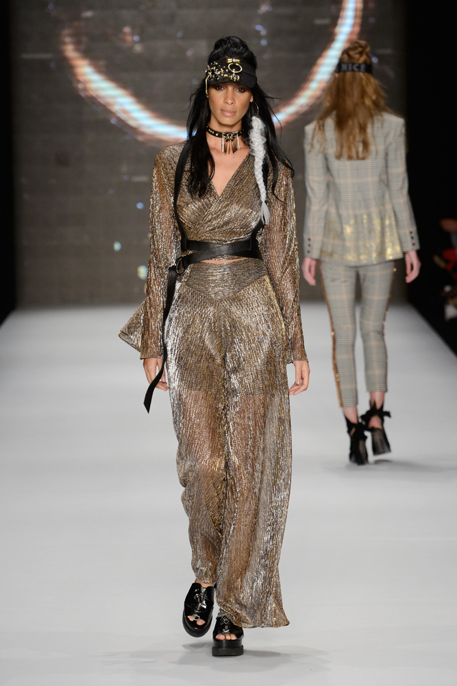 TUBA ERGİN  KIŞ 2018 TASARIMLARI