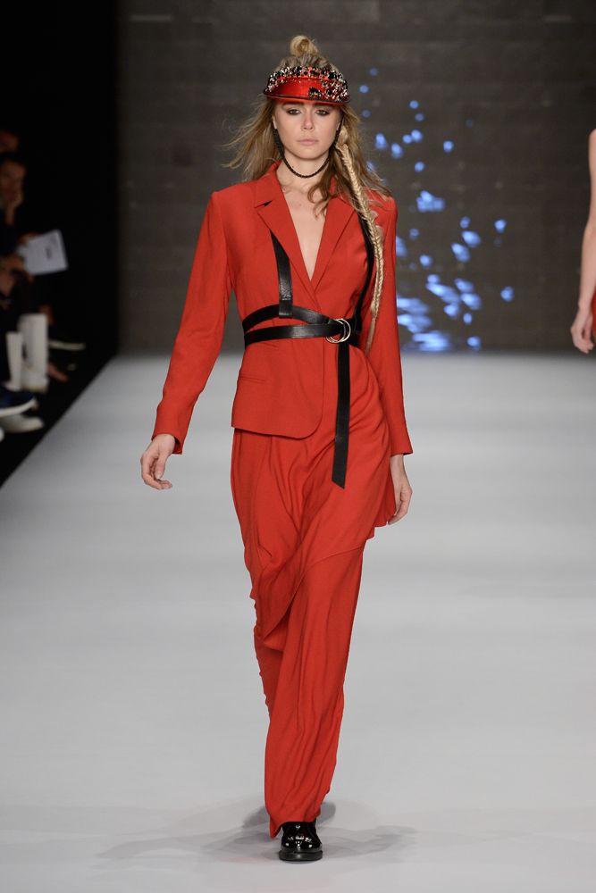 TUBA ERGİN  KIŞ 2018 TASARIMLARI