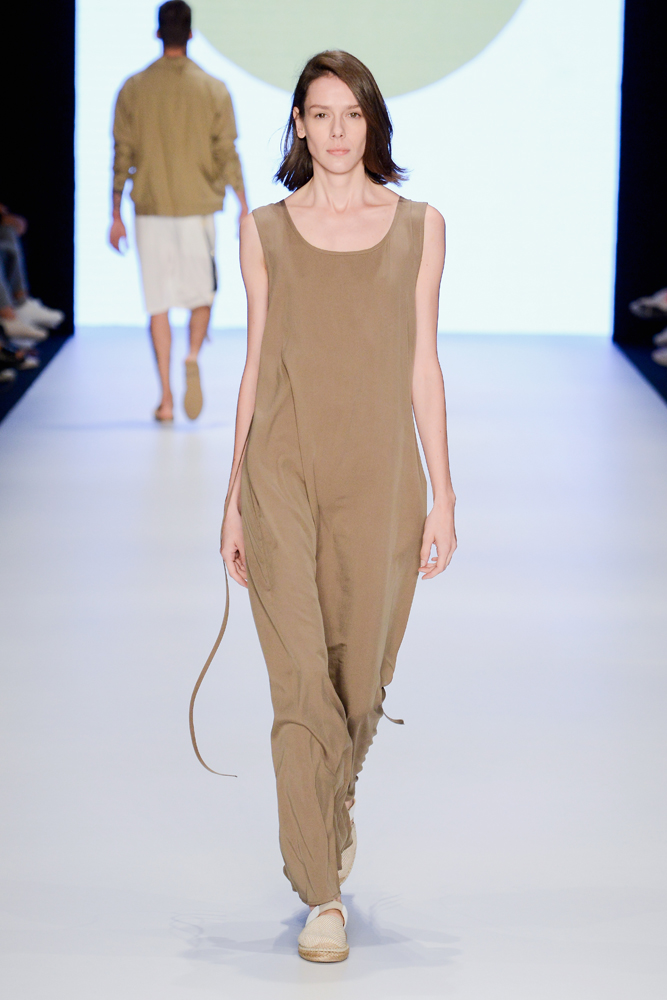 GİRAY SEPİNDEN YALIN BİR KOLEKSİYON