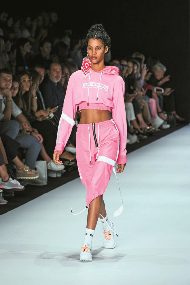 İLKBAHAR/YAZ 2019A İLK BAKIŞ