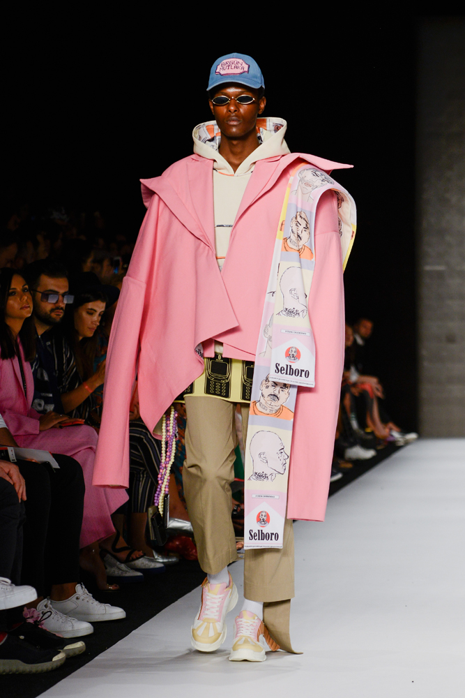 GENÇ YETENEKLERİN TASARIMLARI PODYUMDAYDI