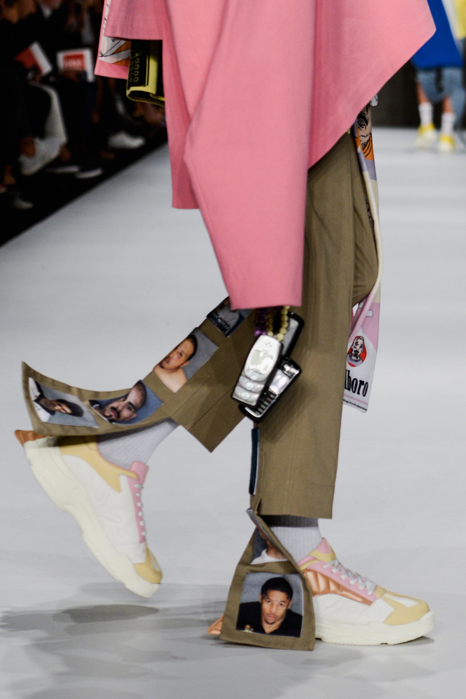 GENÇ YETENEKLERİN TASARIMLARI PODYUMDAYDI