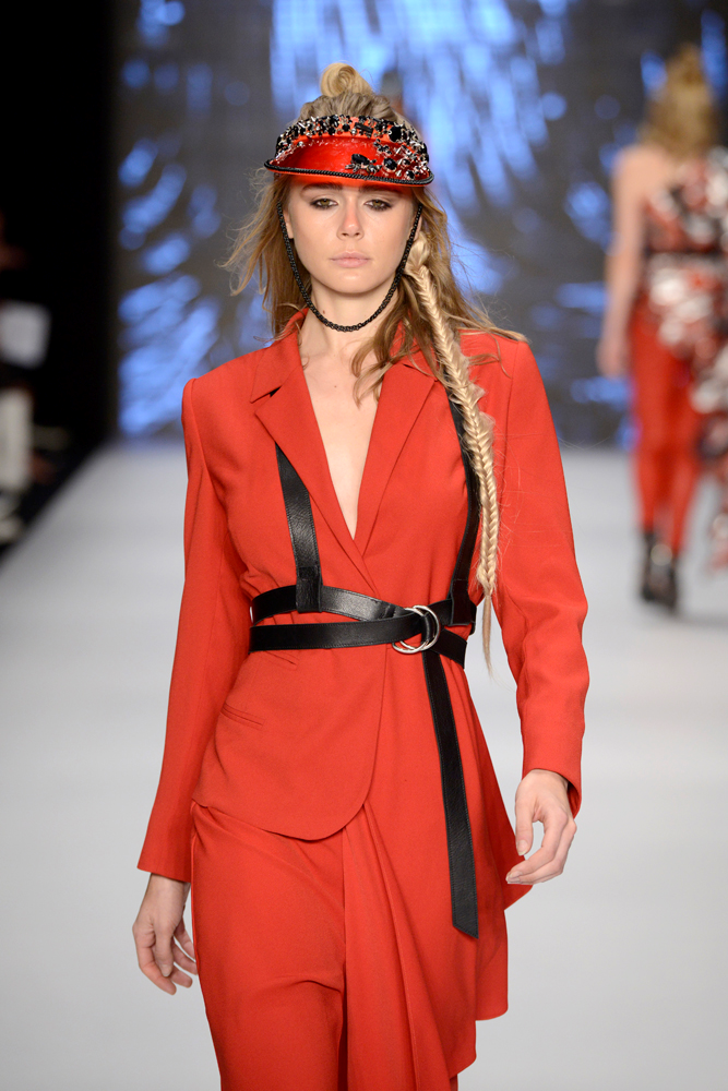 TUBA ERGİN  KIŞ 2018 TASARIMLARI