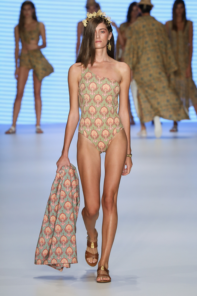 ÇİĞDEM AKININ YENİ MARKASI CHA