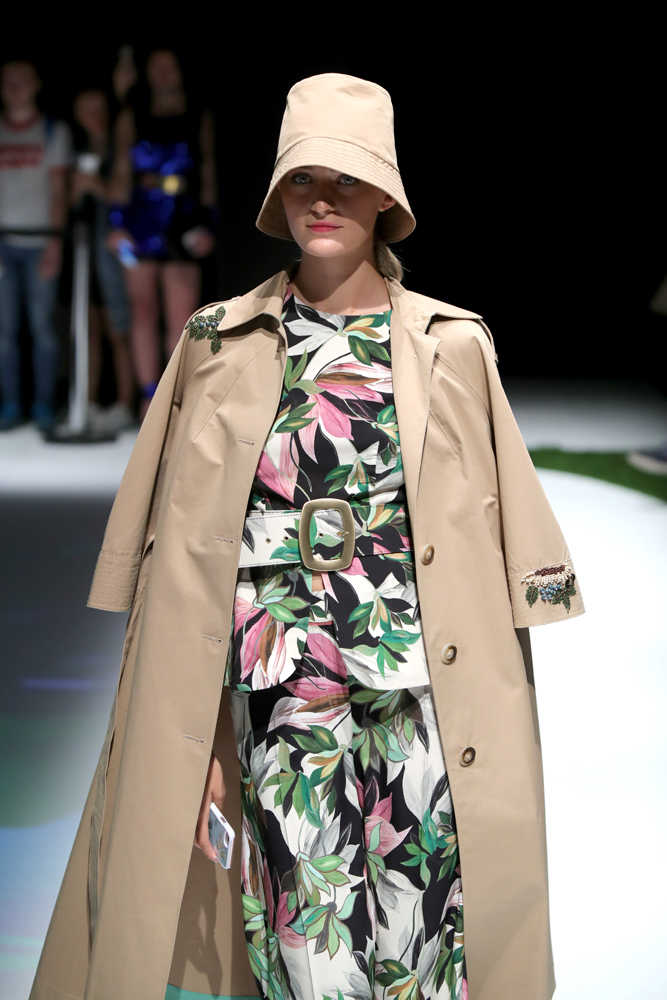 EXQUISEİN STİL SAHİBİ ŞEHİRLİ KADINLARI