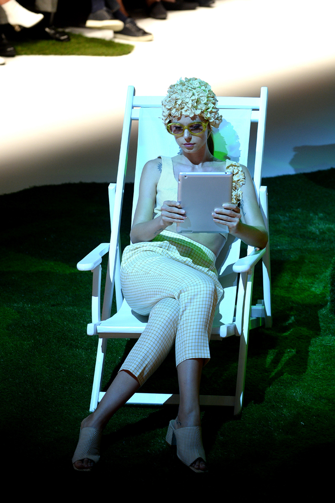 EXQUISEİN STİL SAHİBİ ŞEHİRLİ KADINLARI