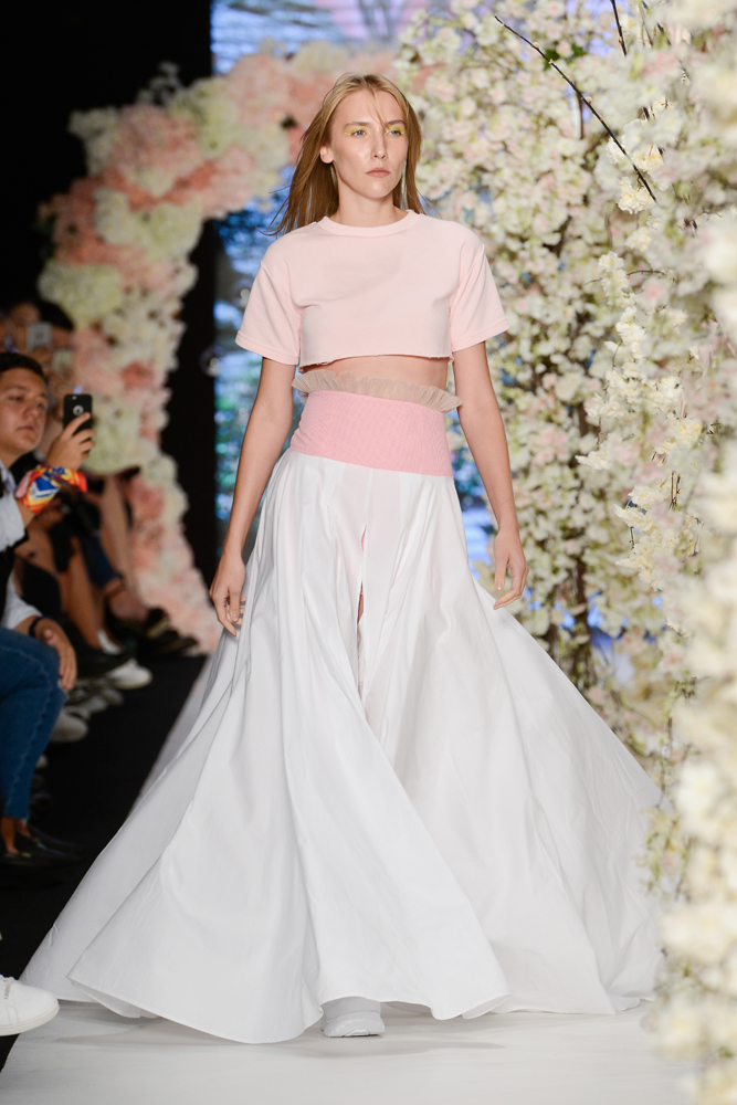 MERT ERKAN DEFİLESİ