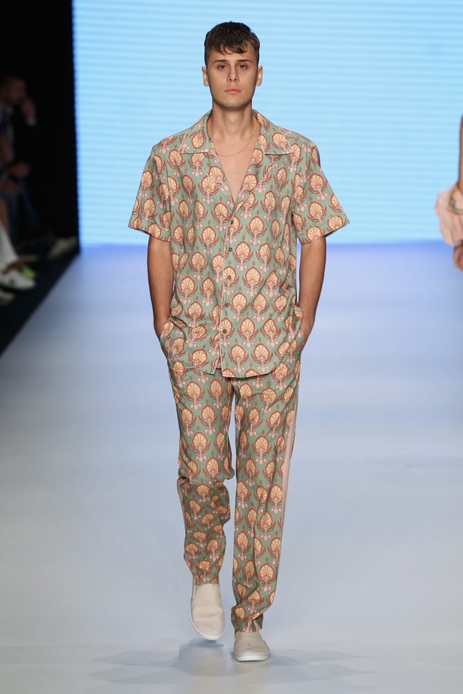 ÇİĞDEM AKININ YENİ MARKASI CHA