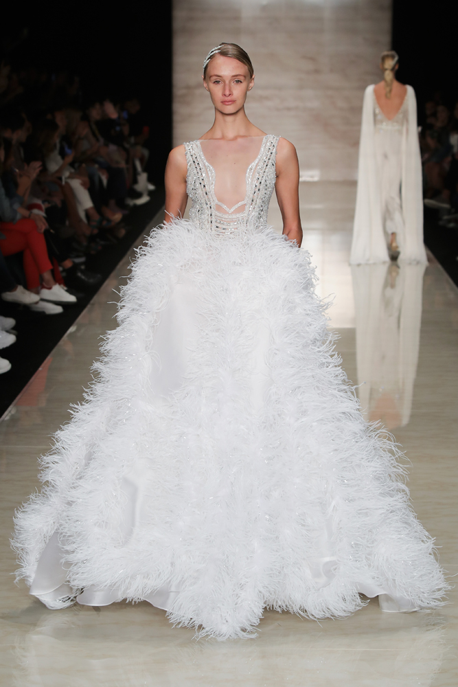 MEHMET KORKMAZ İLKBAHAR/YAZ 2019 KOLEKSİYONU