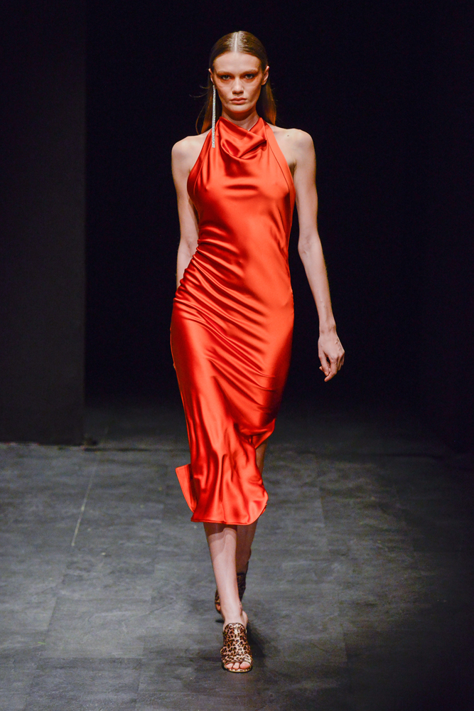 EDA GÜNGÖR İLK KEZ MBFWIDA