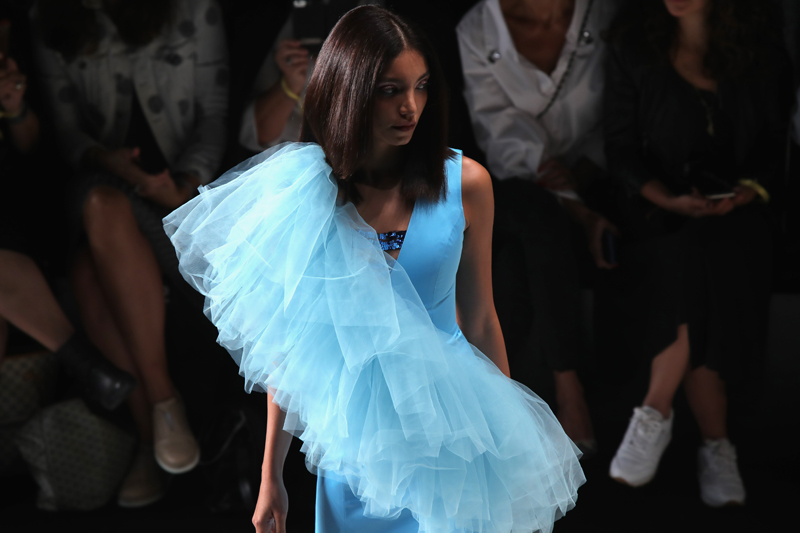 MERT ERKAN DEFİLESİ