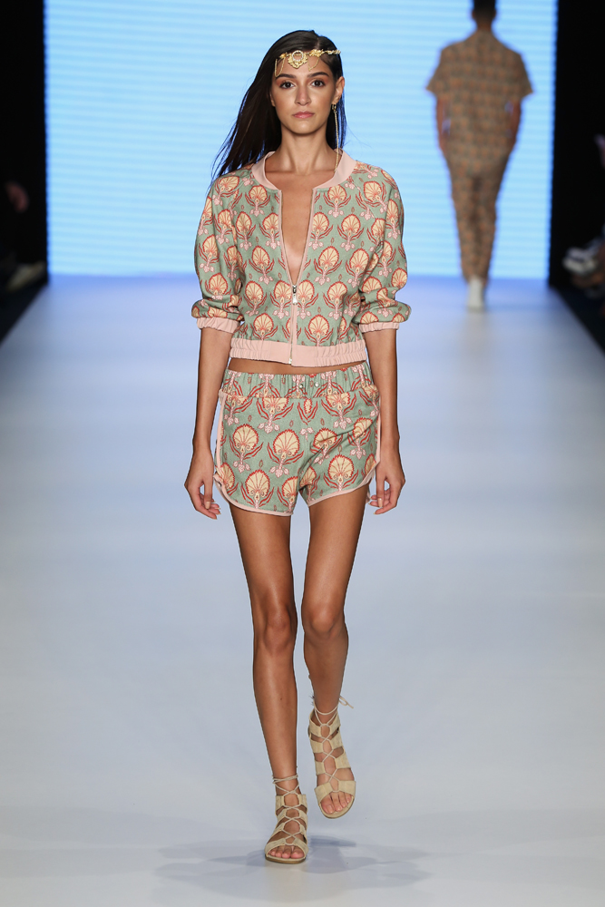 ÇİĞDEM AKININ YENİ MARKASI CHA