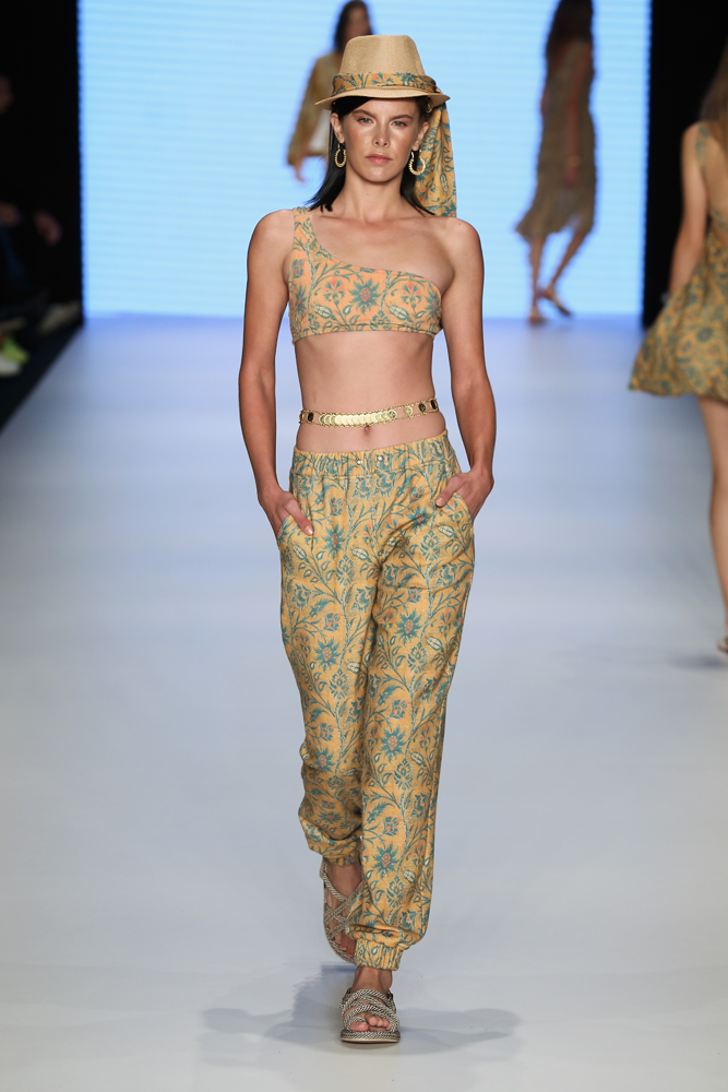 ÇİĞDEM AKININ YENİ MARKASI CHA