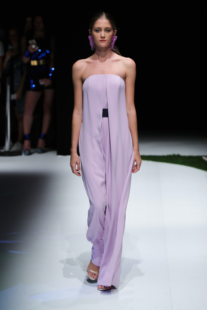 EXQUISEİN STİL SAHİBİ ŞEHİRLİ KADINLARI