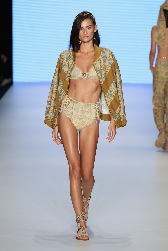 ÇİĞDEM AKININ YENİ MARKASI CHA