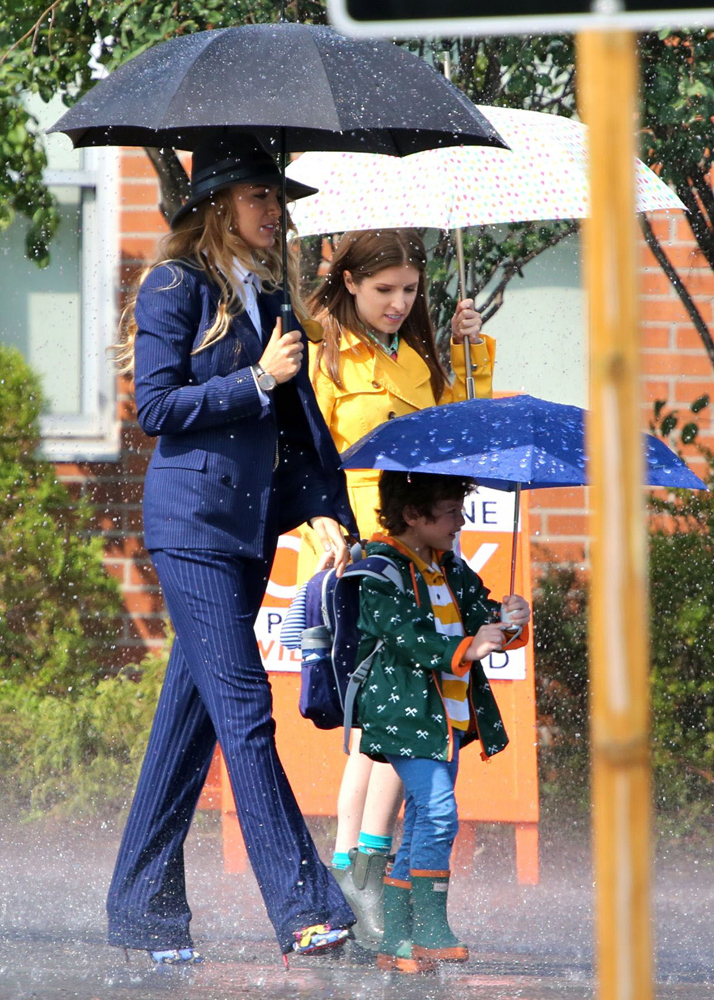 BLAKE LIVELYNİN "KÜÇÜK BİR RİCA" STİLİ