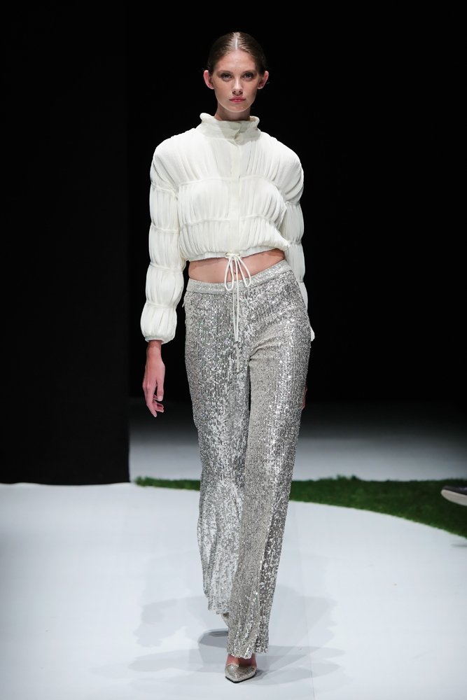 EXQUISEİN STİL SAHİBİ ŞEHİRLİ KADINLARI