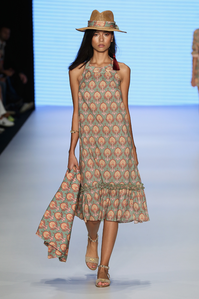 ÇİĞDEM AKININ YENİ MARKASI CHA