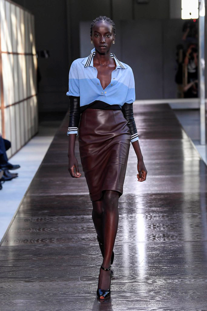 BURBERRY'DE BİR İLK