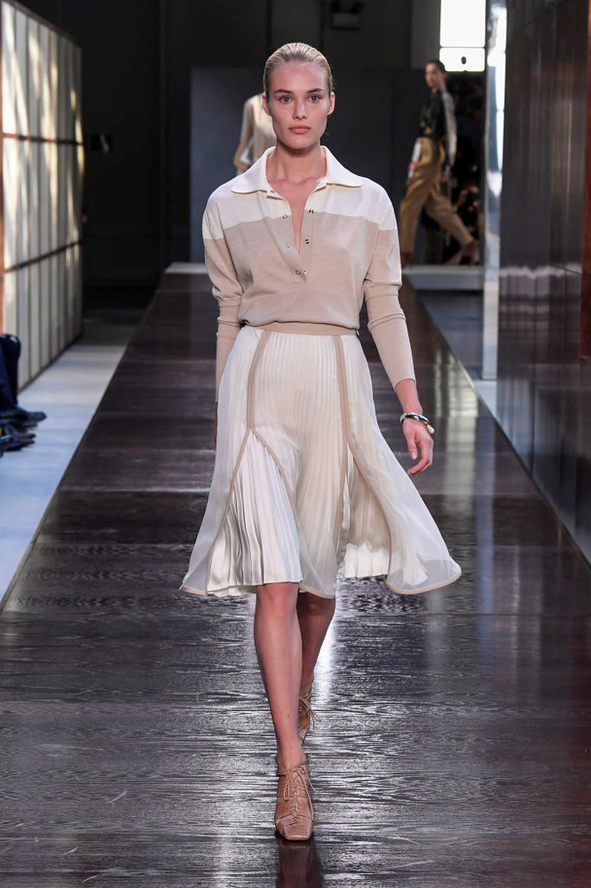 BURBERRY'DE BİR İLK