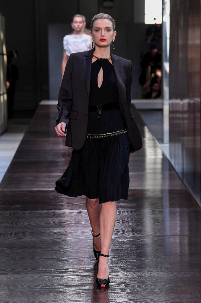 BURBERRY'DE BİR İLK