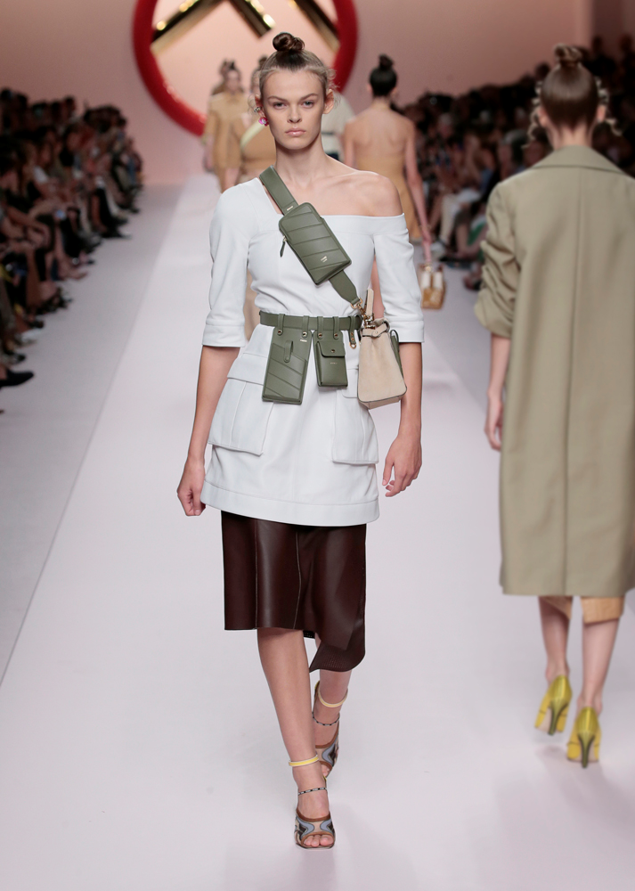 FENDI İLKBAHAR/YAZ 2019 KOLEKSİYONU