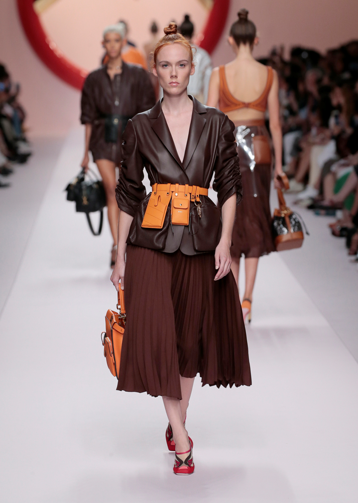 FENDI İLKBAHAR/YAZ 2019 KOLEKSİYONU