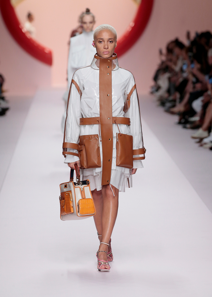 FENDI İLKBAHAR/YAZ 2019 KOLEKSİYONU