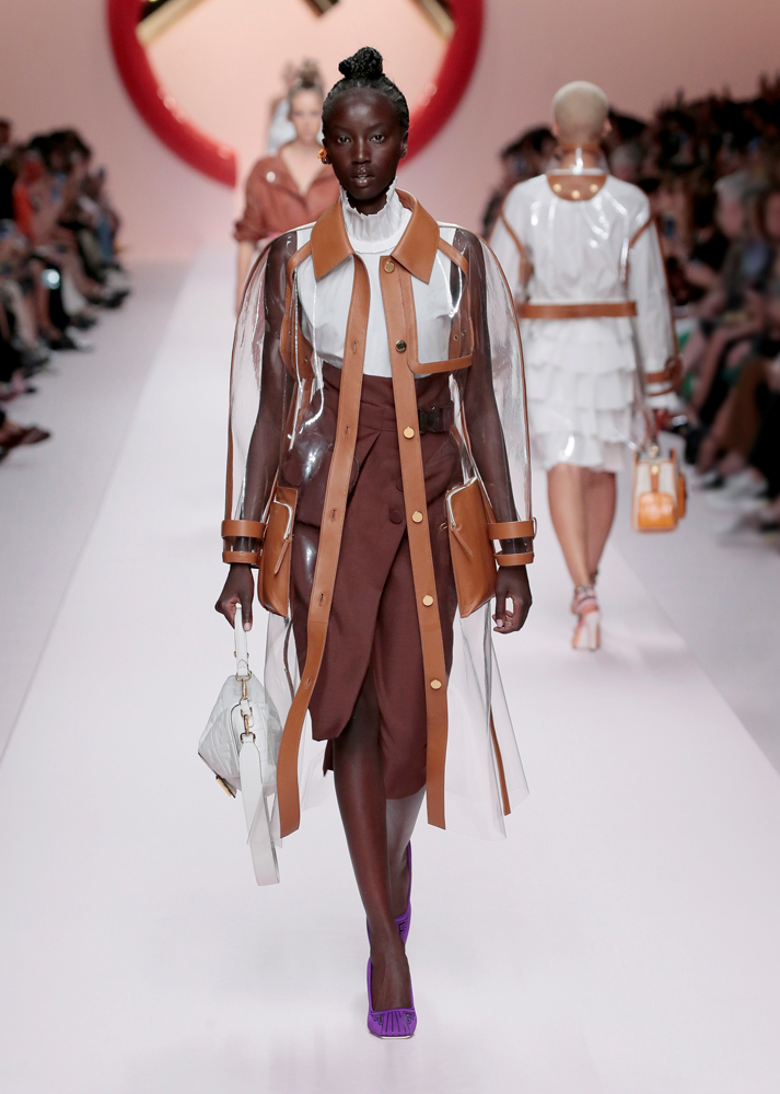 FENDI İLKBAHAR/YAZ 2019 KOLEKSİYONU