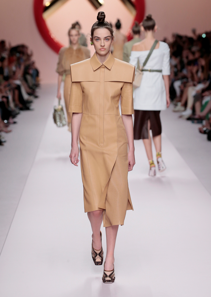 FENDI İLKBAHAR/YAZ 2019 KOLEKSİYONU