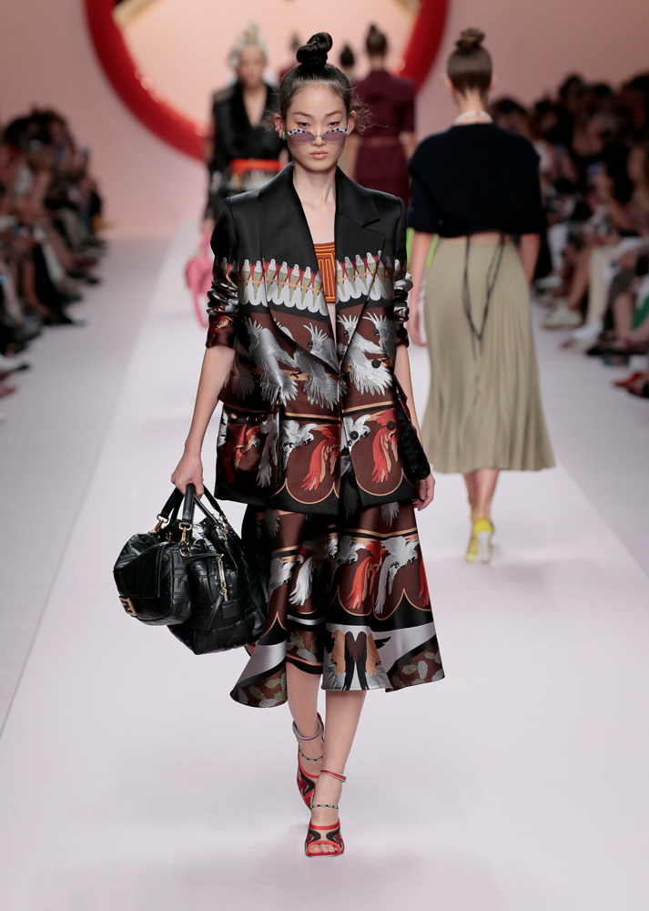 FENDI İLKBAHAR/YAZ 2019 KOLEKSİYONU